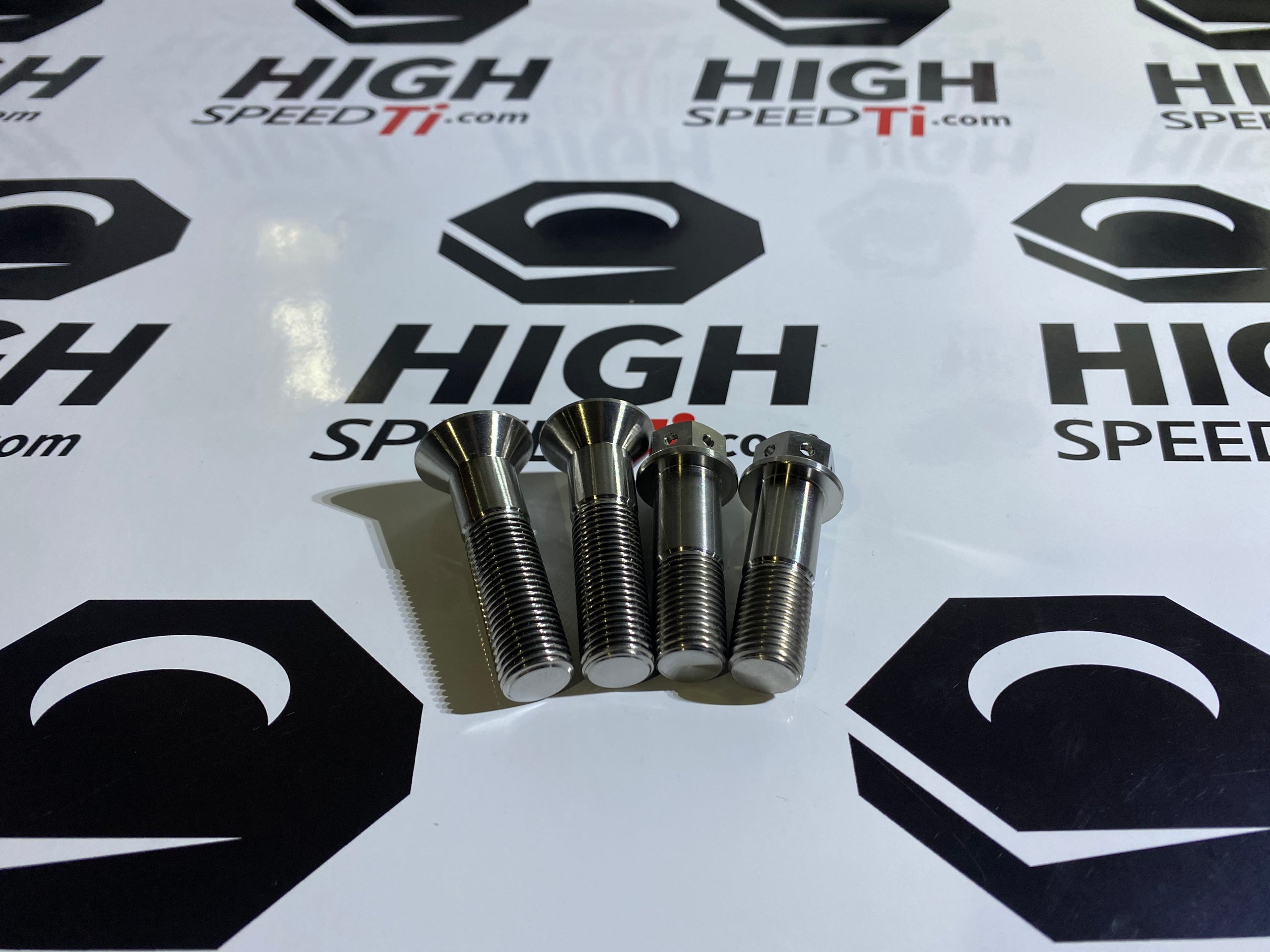 0.859 in Diameter Titanium King Pin Natural Sprint Car - China King Racing  Kingpin, Kingpin